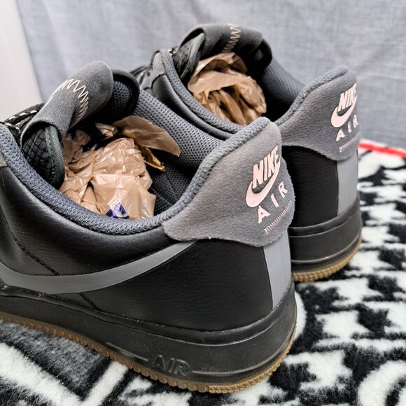 Size 9.5 Men Nike Air Force 1 07 LV8 Black CD0888-001 - Picture 5 of 14